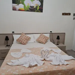 Bologna 3*, Rimini Olaszország
